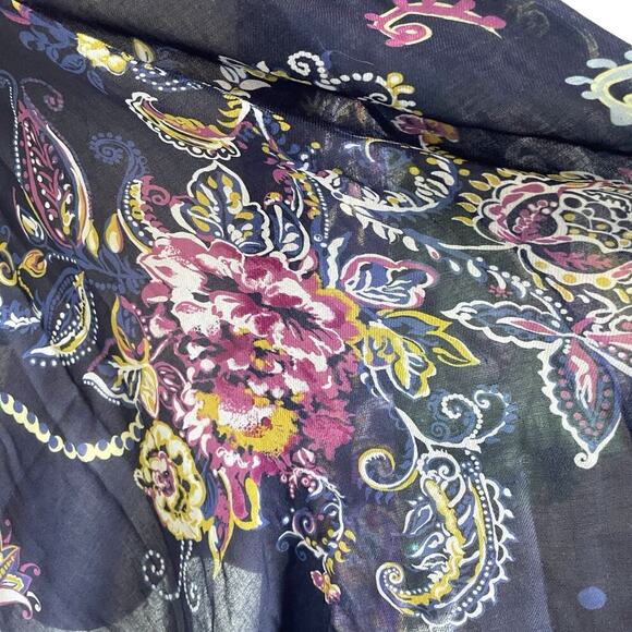 Paisley Pashmina Scarf Shawl Sarong Floral Delicate Feminine Multifunctional Art - Picture 9 of 10